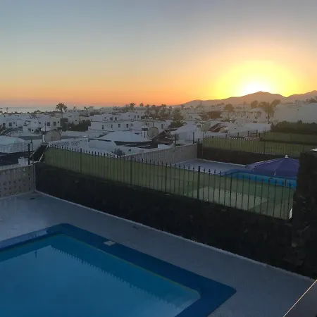 וילה Vistabella *